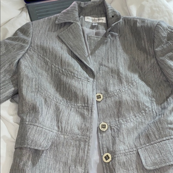 Blazer - Picture 1 of 1